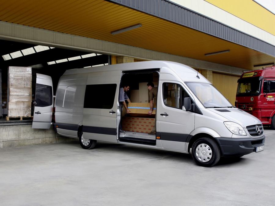  Mercedes-Benz Sprinter Van XL 2006 года  (фото 7 из 9)